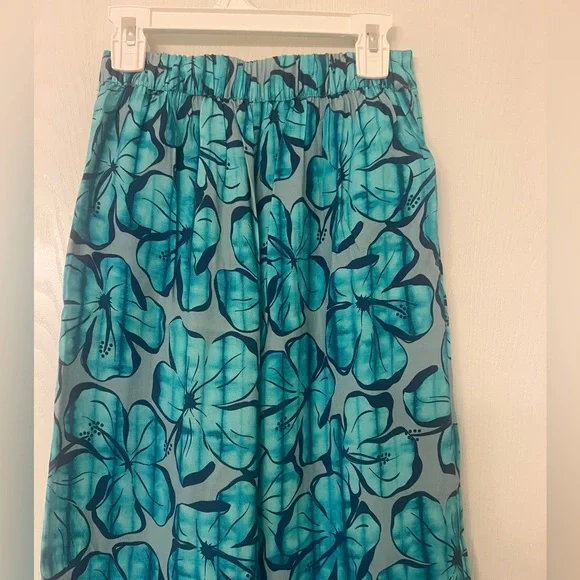 Blue Floral pants - Picture 6 of 8